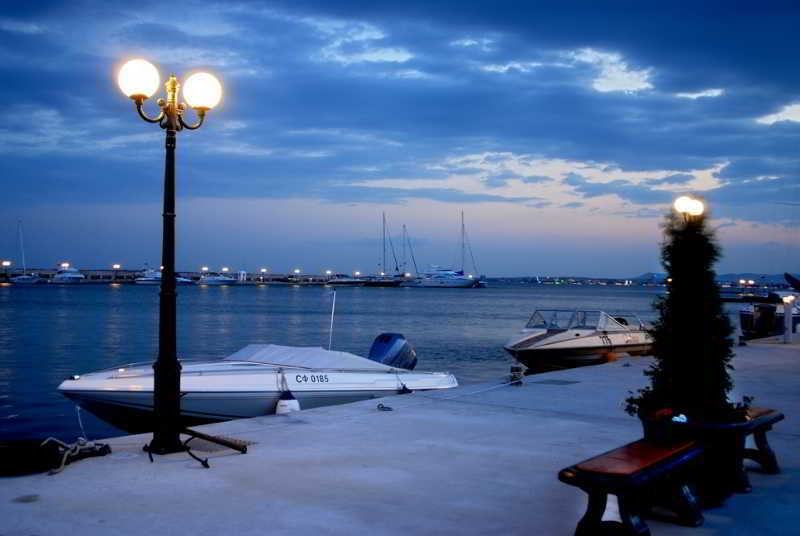 Dolphin Hotel Sveti Vlas Luaran gambar